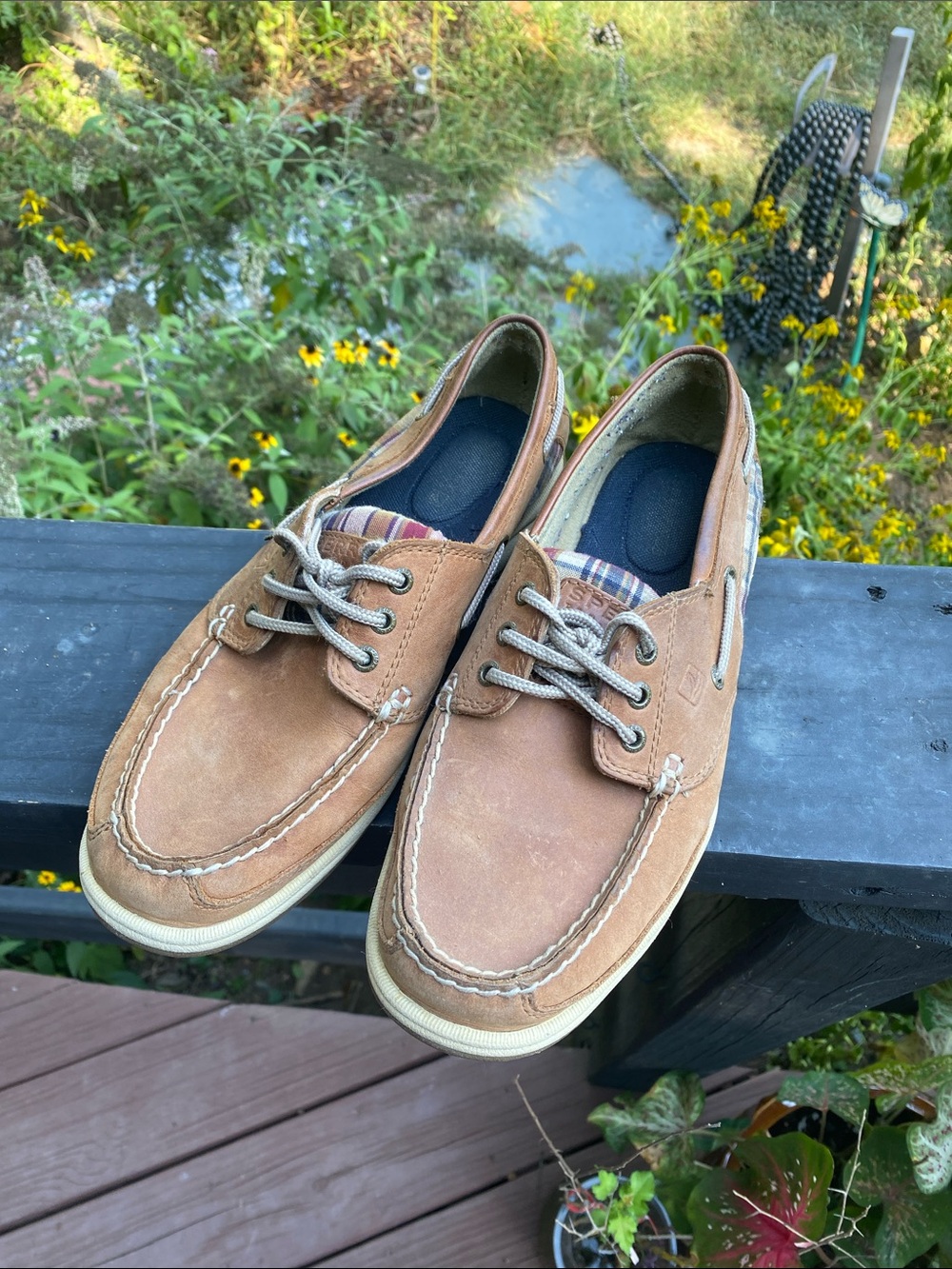 Sperry Tan Leather Lace-Up Boat Shoes